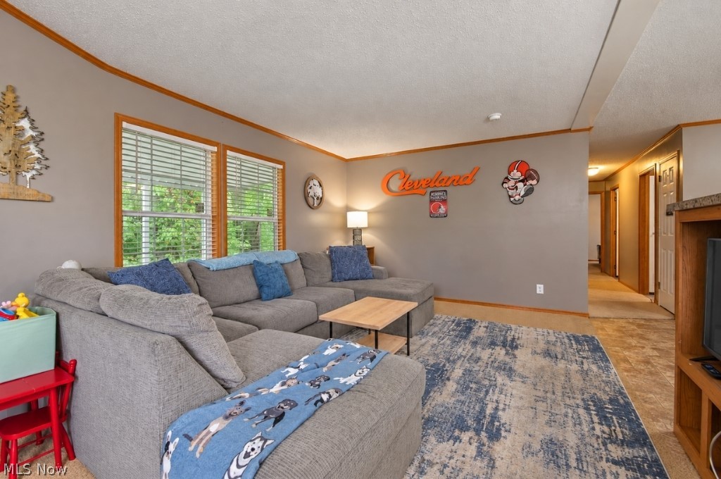 6835 Richmond Road Solon OH 44139