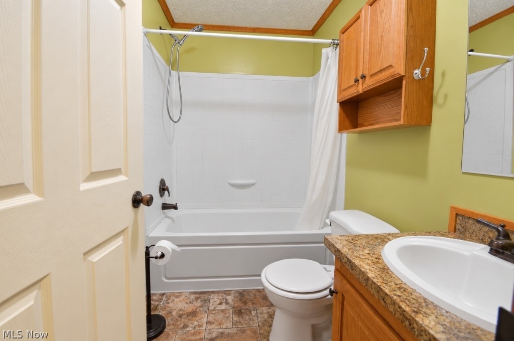 6835 Richmond Road Solon OH 44139