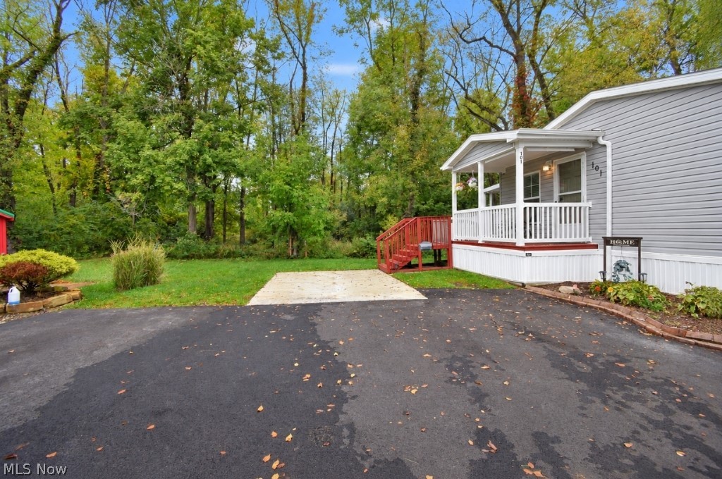 6835 Richmond Road Solon OH 44139