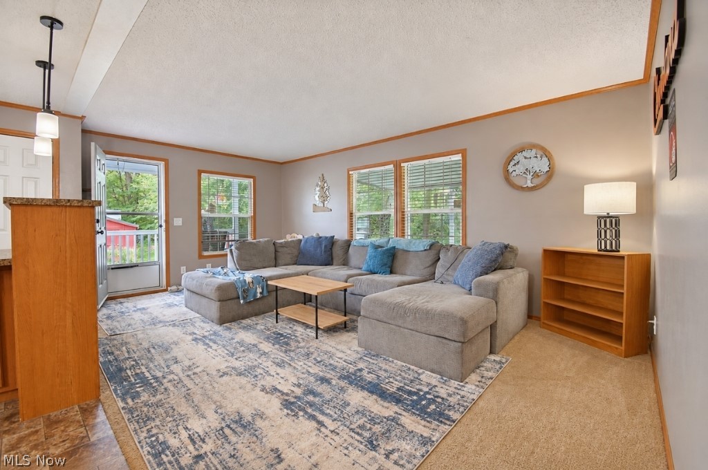 6835 Richmond Road Solon OH 44139