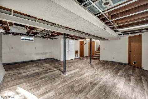 2680 Nesmith Lake Boulevard Akron OH 44314