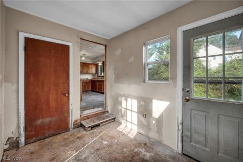 2680 Nesmith Lake Boulevard Akron OH 44314