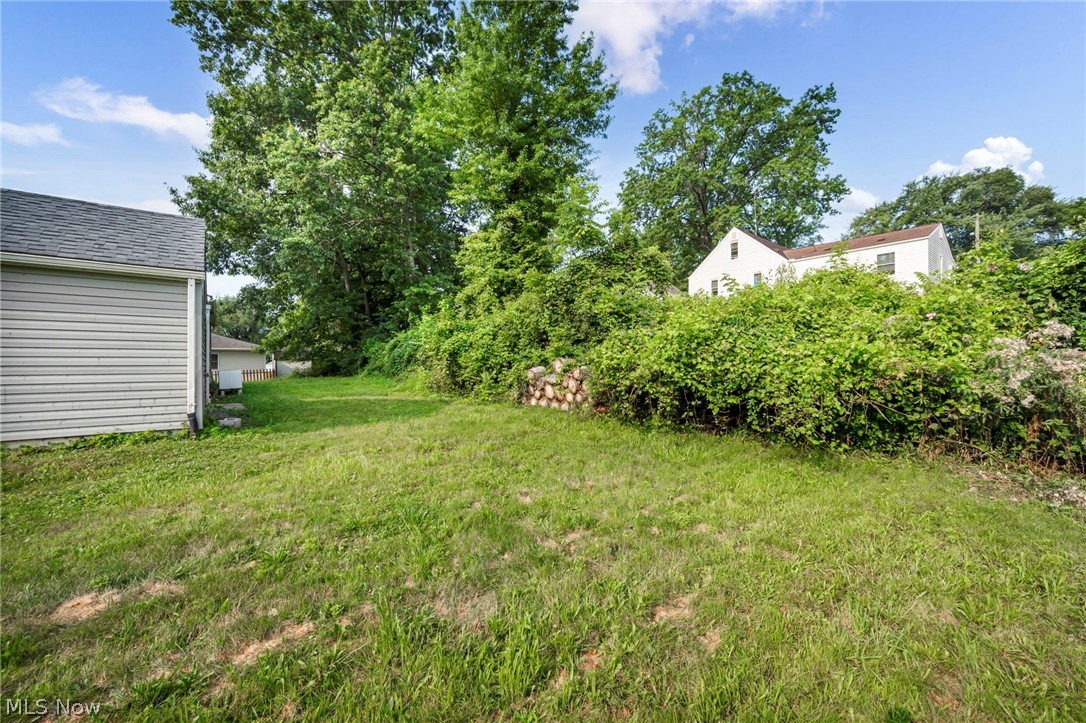 2680 Nesmith Lake Boulevard Akron OH 44314