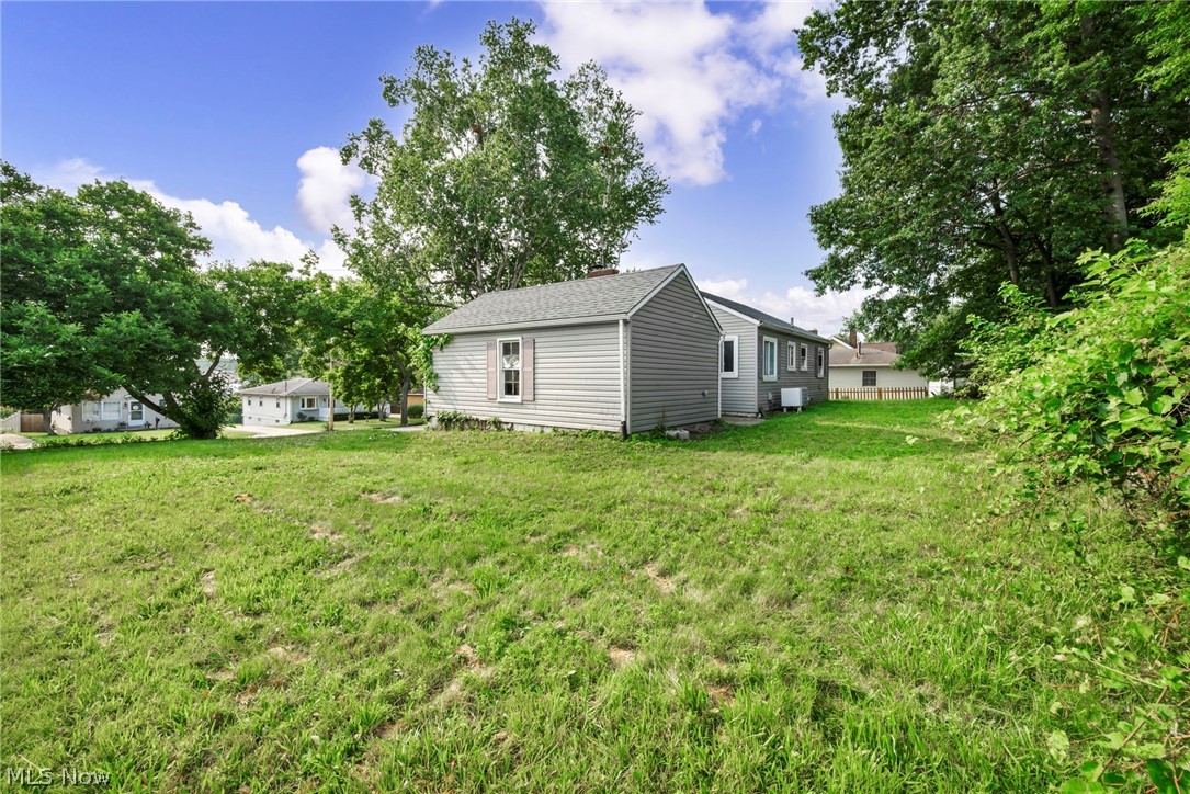 2680 Nesmith Lake Boulevard Akron OH 44314