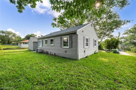 2680 Nesmith Lake Boulevard Akron OH 44314