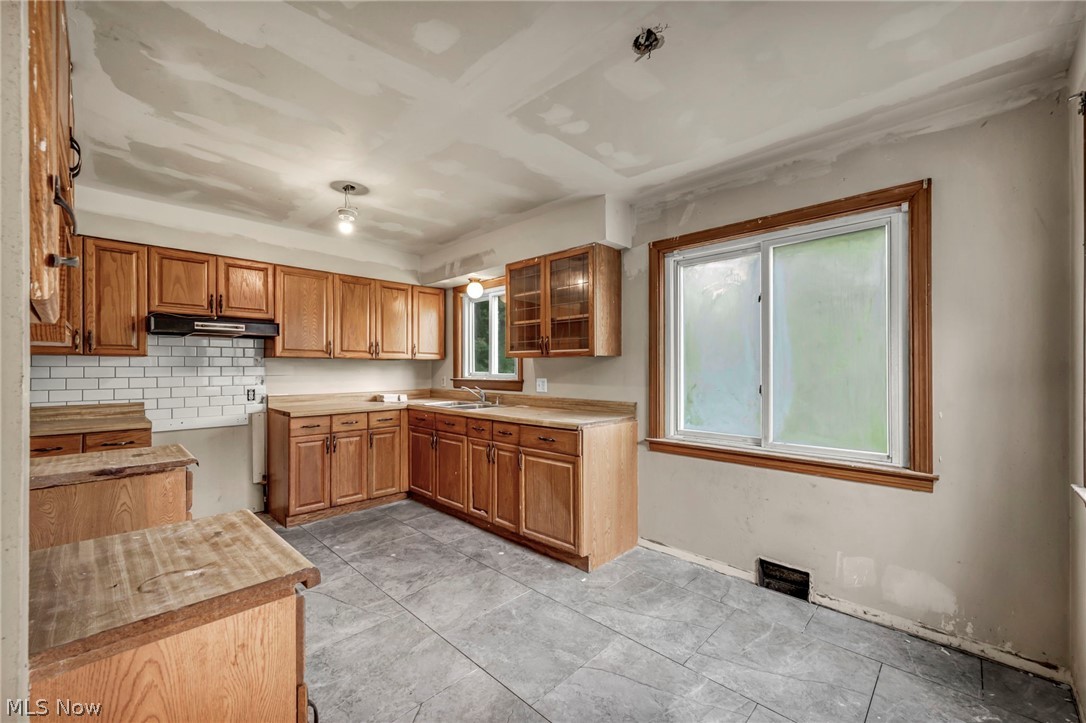 2680 Nesmith Lake Boulevard Akron OH 44314