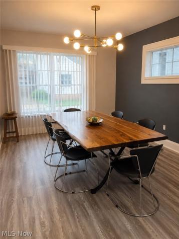 1568 Blossom Park Avenue Lakewood OH 44017