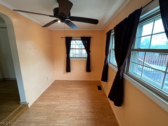 16613 Laverne Avenue Cleveland OH 44135