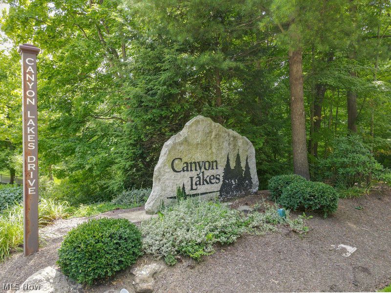 7516 Creekview Trail Chagrin Falls OH 44023