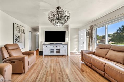 9672 Melody Lane Brooklyn OH 44144