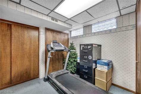9672 Melody Lane Brooklyn OH 44144