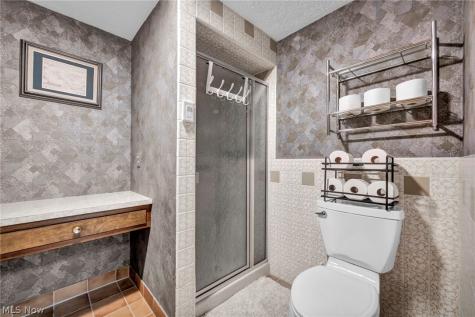 9672 Melody Lane Brooklyn OH 44144
