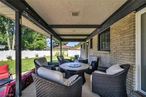 9672 Melody Lane Brooklyn OH 44144