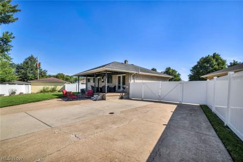 9672 Melody Lane Brooklyn OH 44144