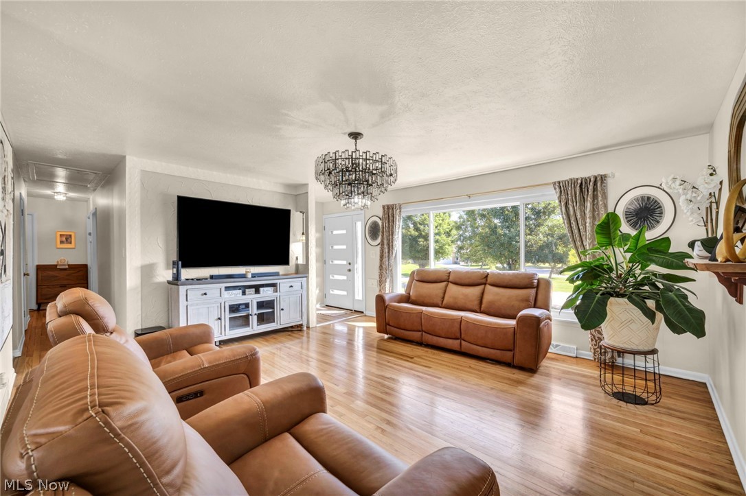9672 Melody Lane Brooklyn OH 44144