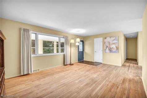 191 Hedgecliff Drive Aurora OH 44202