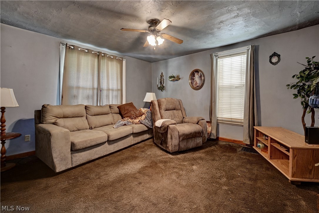 357 3rd Street NW New Philadelphia OH 44663
