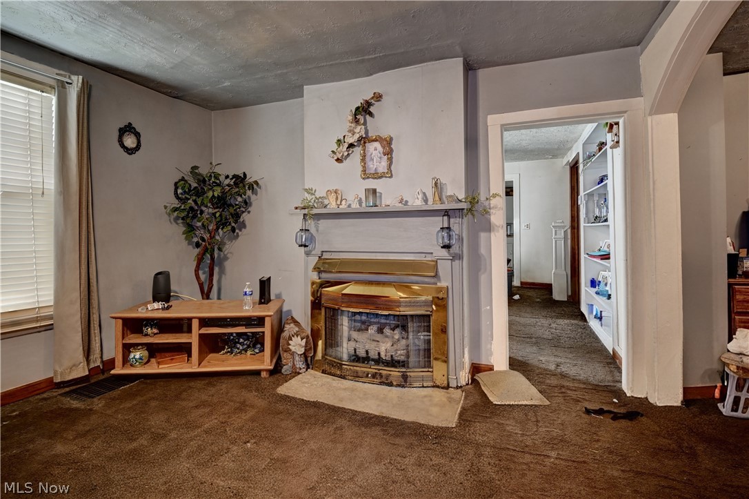 357 3rd Street NW New Philadelphia OH 44663