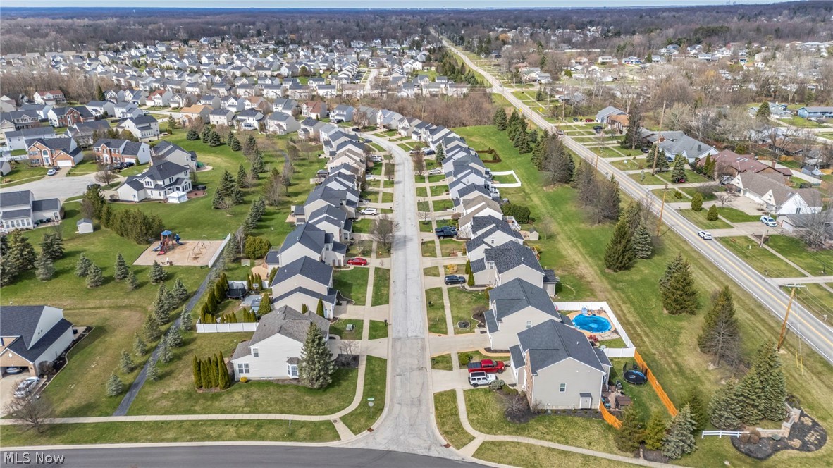 998 Woodfield Lane Brunswick OH 44212