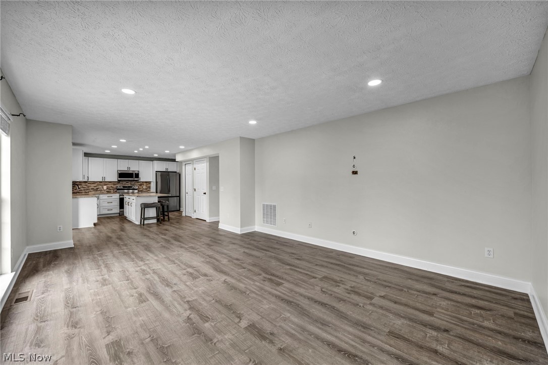 998 Woodfield Lane Brunswick OH 44212