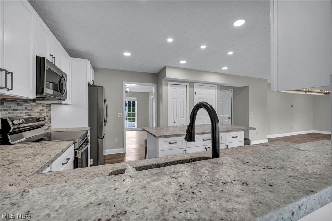 998 Woodfield Lane Brunswick OH 44212