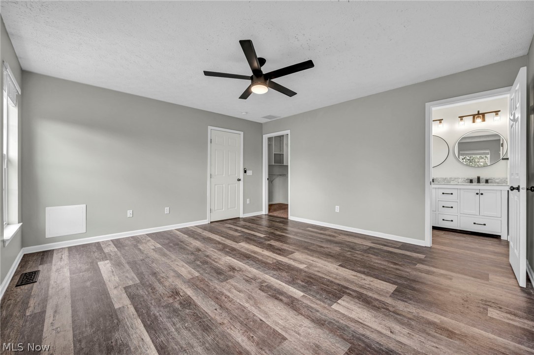 998 Woodfield Lane Brunswick OH 44212