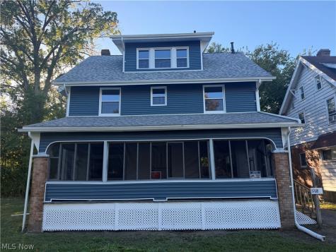 3708 Hillman Street Youngstown OH 44507