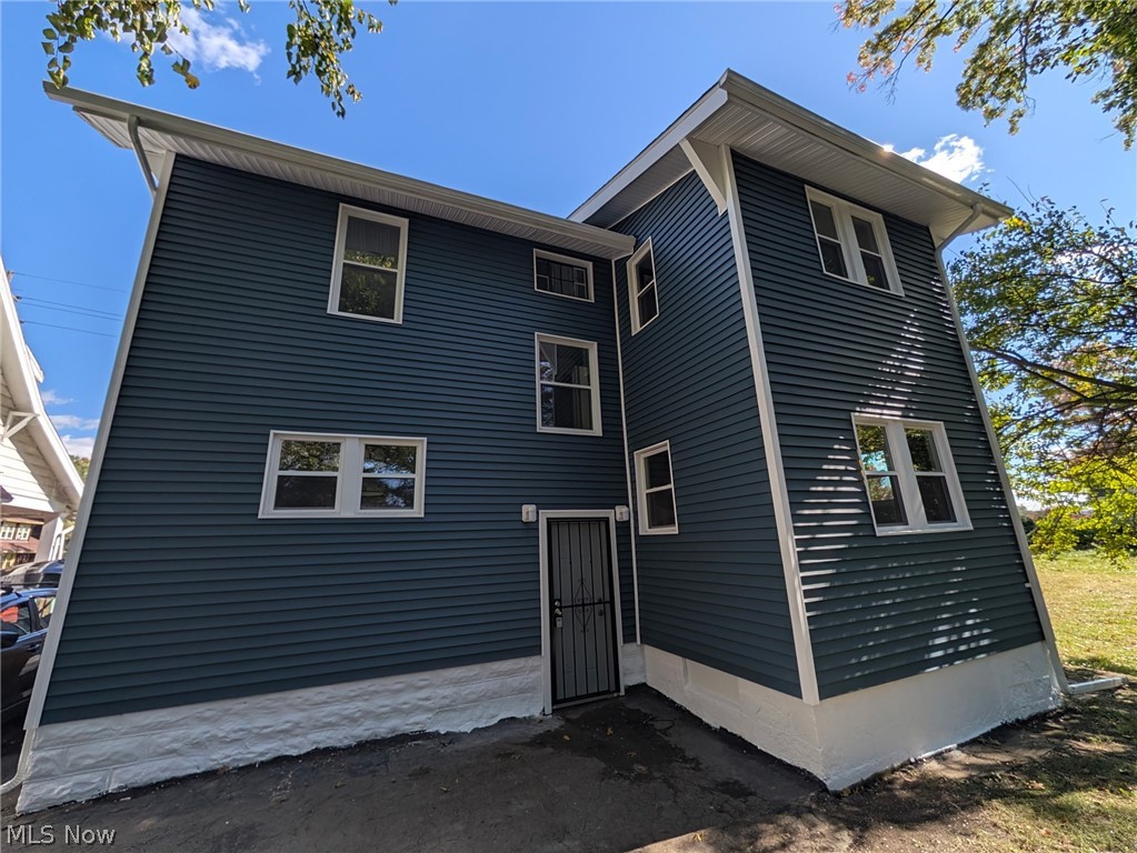 3708 Hillman Street Youngstown OH 44507