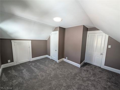 3708 Hillman Street Youngstown OH 44507