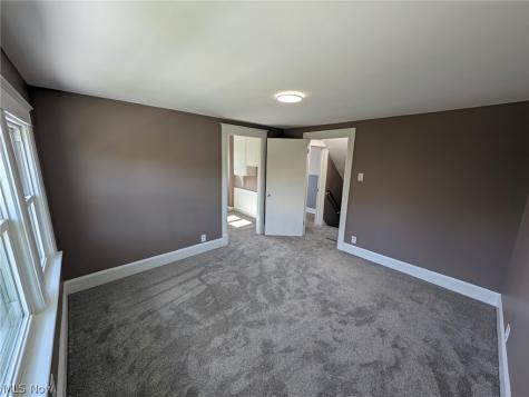 3708 Hillman Street Youngstown OH 44507
