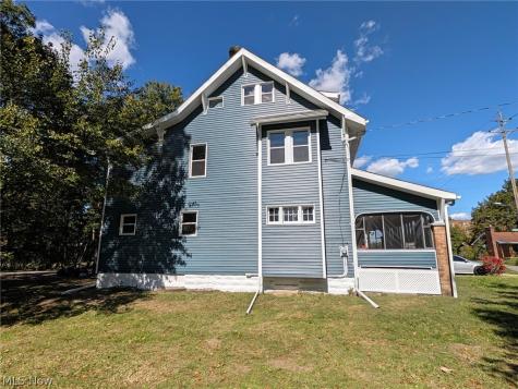 3708 Hillman Street Youngstown OH 44507