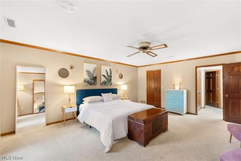 1600 Muirfield Avenue NW Canton OH 44708