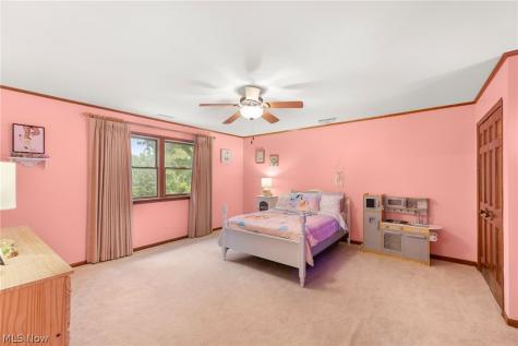 1600 Muirfield Avenue NW Canton OH 44708