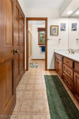1600 Muirfield Avenue NW Canton OH 44708
