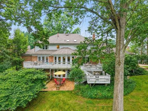 1600 Muirfield Avenue NW Canton OH 44708