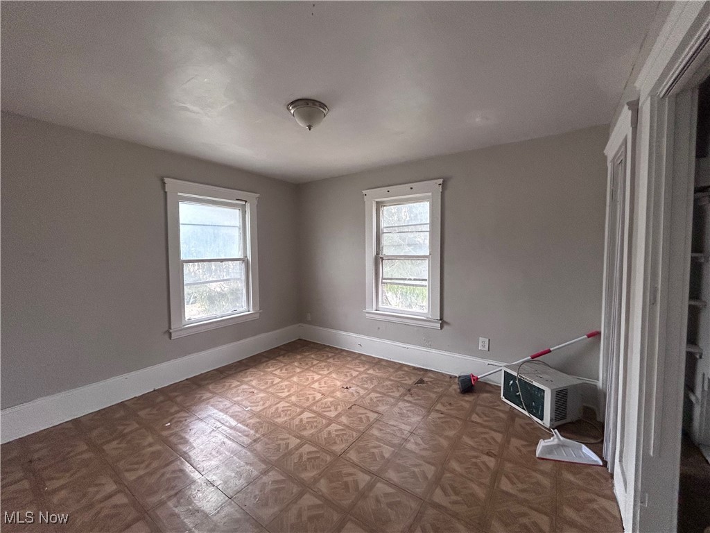 945 E 149th Street Cleveland OH 44110