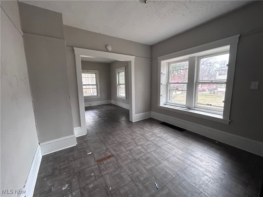 945 E 149th Street Cleveland OH 44110