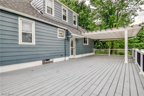 339 E Sprague Road Seven Hills OH 44131