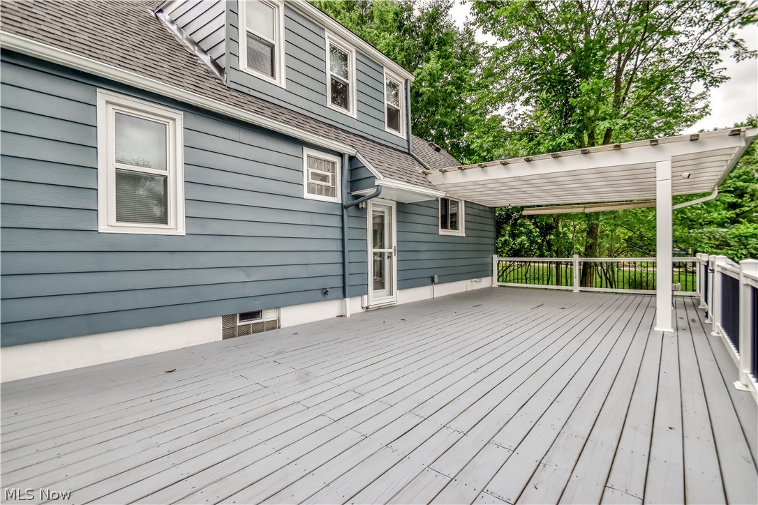 339 E Sprague Road Seven Hills OH 44131