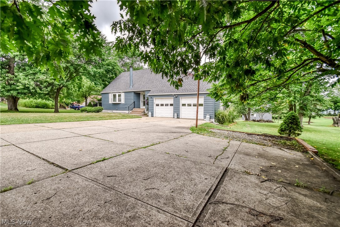339 E Sprague Road Seven Hills OH 44131