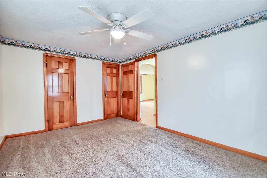 339 E Sprague Road Seven Hills OH 44131