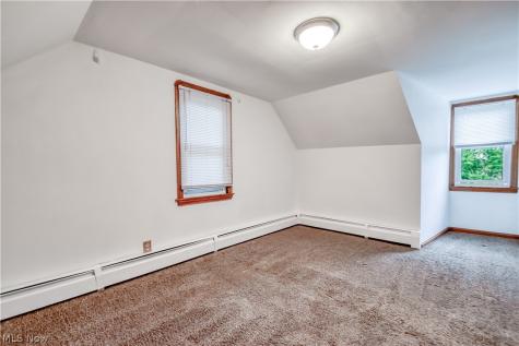 339 E Sprague Road Seven Hills OH 44131