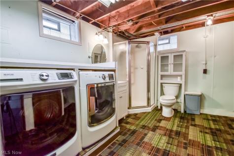 339 E Sprague Road Seven Hills OH 44131
