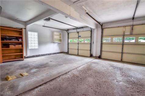 339 E Sprague Road Seven Hills OH 44131