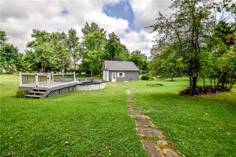 339 E Sprague Road Seven Hills OH 44131