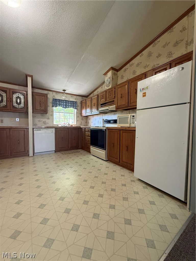 324 Fairview West Lafayette OH 43845