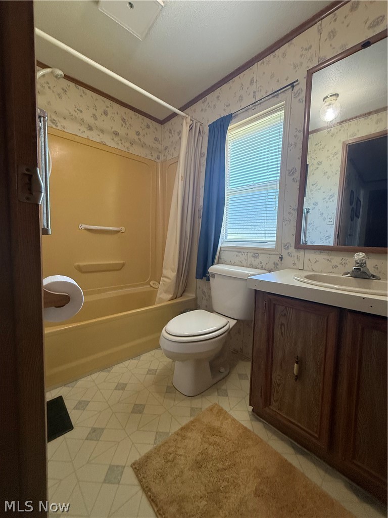324 Fairview West Lafayette OH 43845