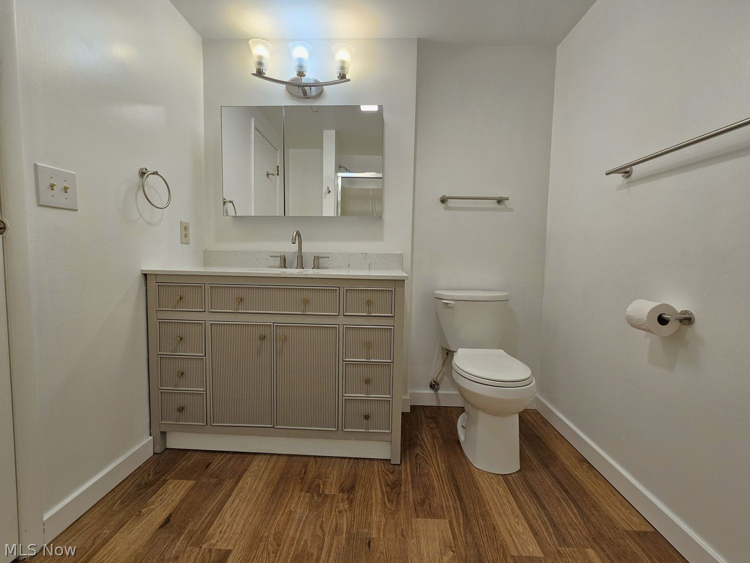 1565 Cedar Lane Wooster OH 44691