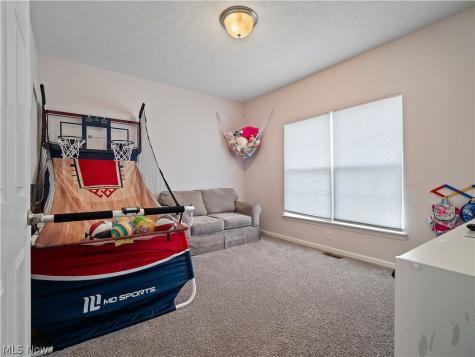 9020 Ichabod Drive North Ridgeville OH 44039
