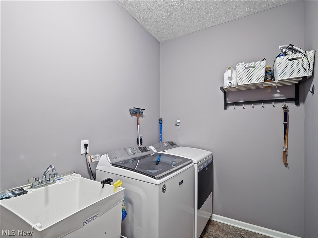 9020 Ichabod Drive North Ridgeville OH 44039